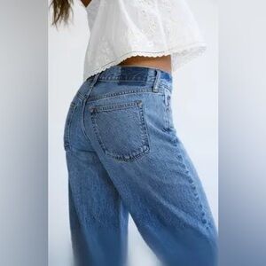 Abercrombie & Fitch Women’s Ultra Loose Low Rise Raw Hem. US 33 Short / 16 Short